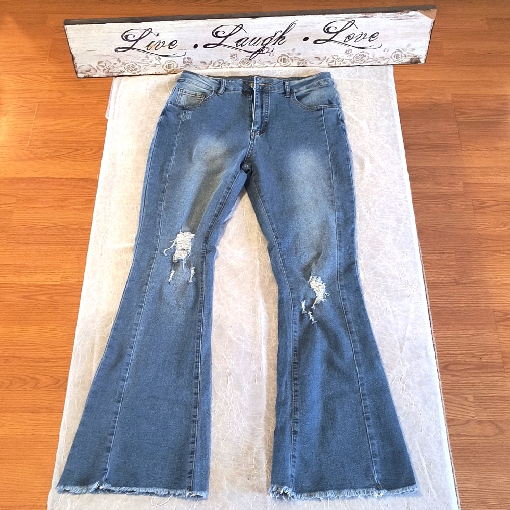 New in Package High rise, Stretchy, Fit and Flare Jeans